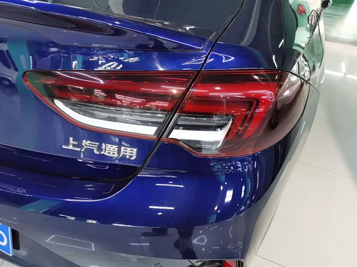 Фото 8 - Buick Regal