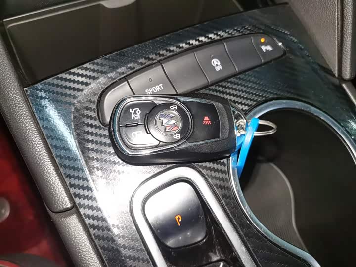 Фото 9 - Buick Regal