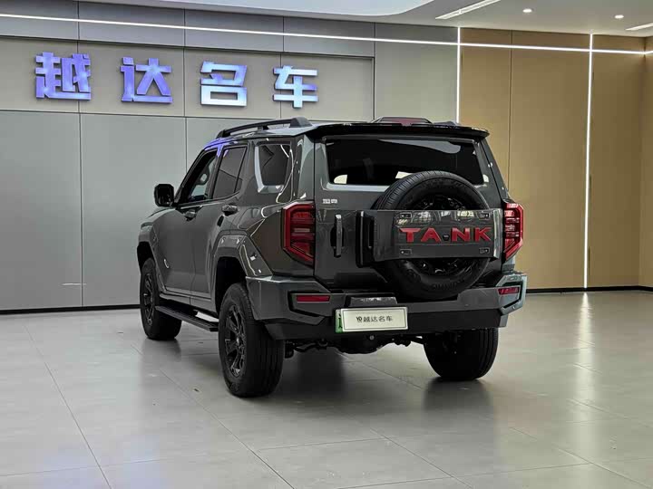 Фото 15 - Tank 400 Hybrid