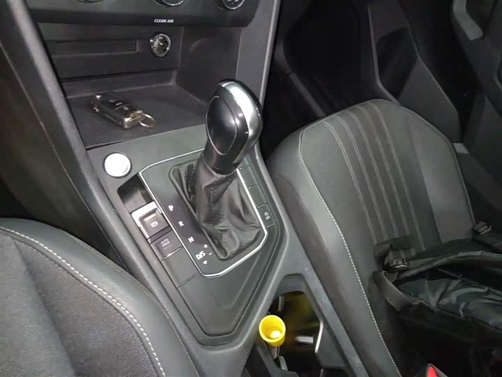 Фото 14 - Volkswagen Tiguan L Pro