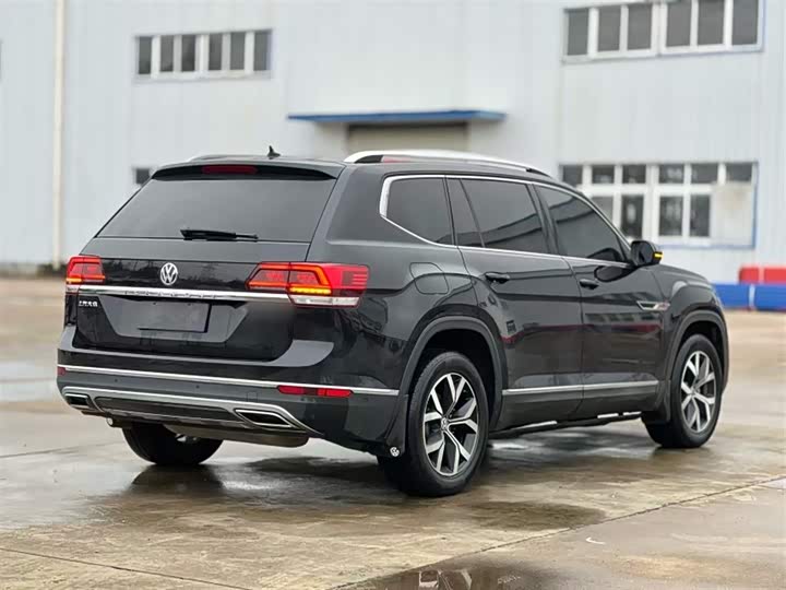 Фото 10 - Volkswagen Teramont Pro