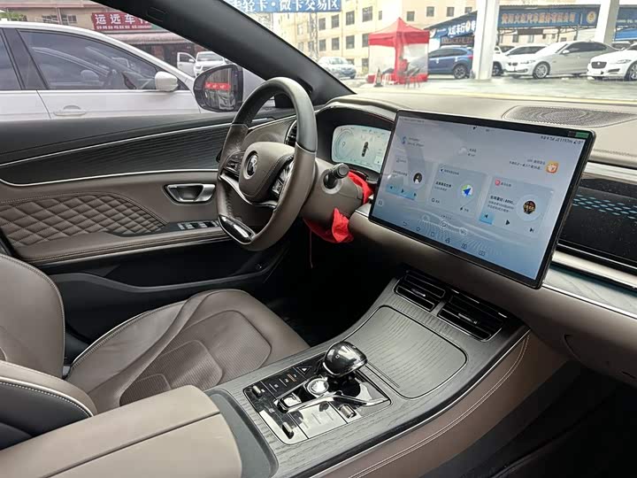 Фото 12 - BYD Han