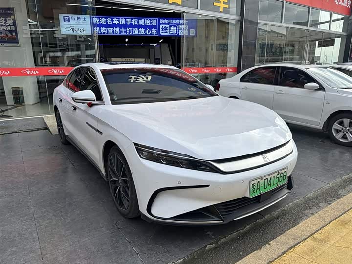 Фото 3 - BYD Han