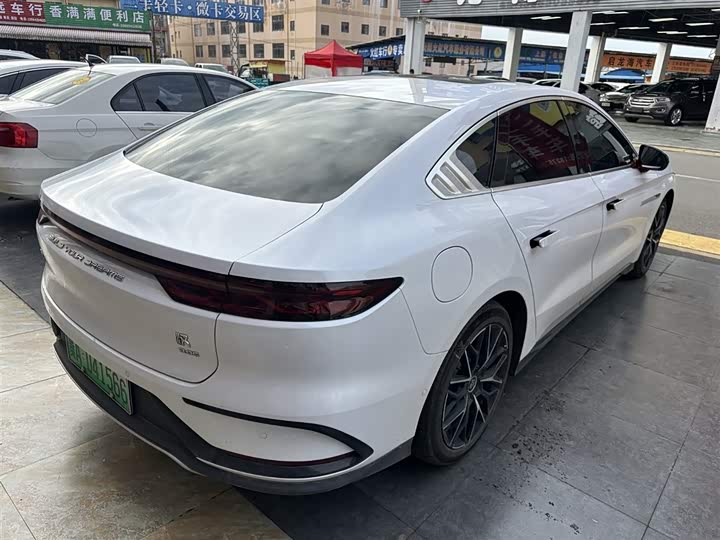 Фото 6 - BYD Han