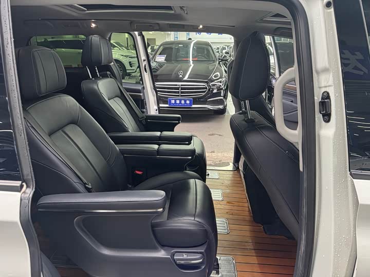 Фото 18 - GAC Trumpchi M8