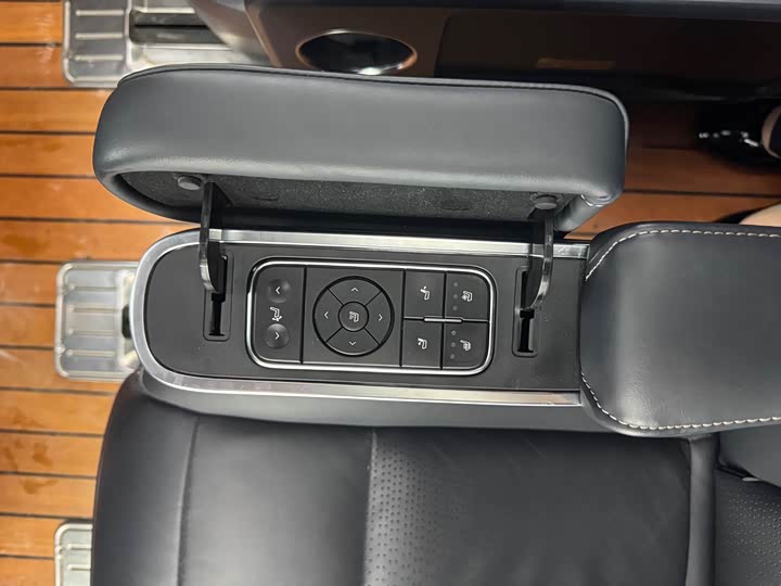 Фото 22 - GAC Trumpchi M8