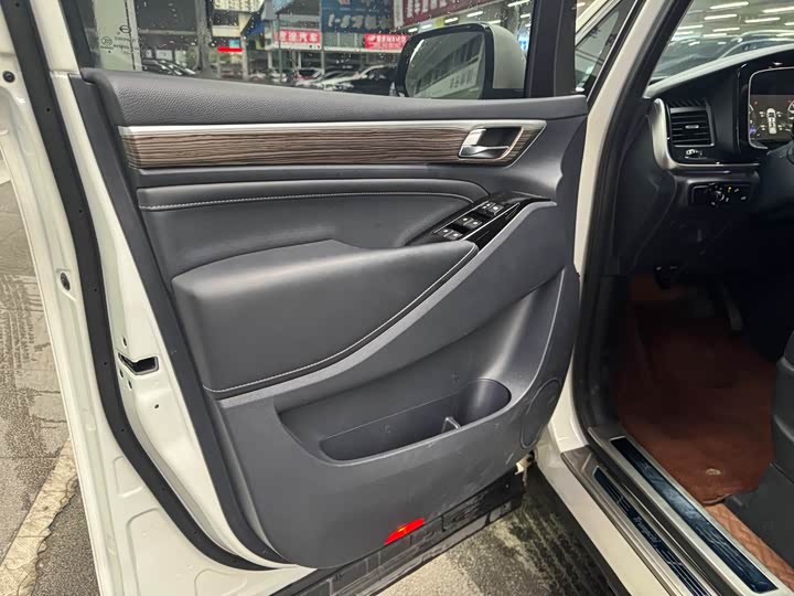 Фото 7 - GAC Trumpchi M8