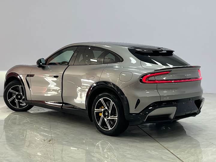 Фото 4 - Xiaomi YU7