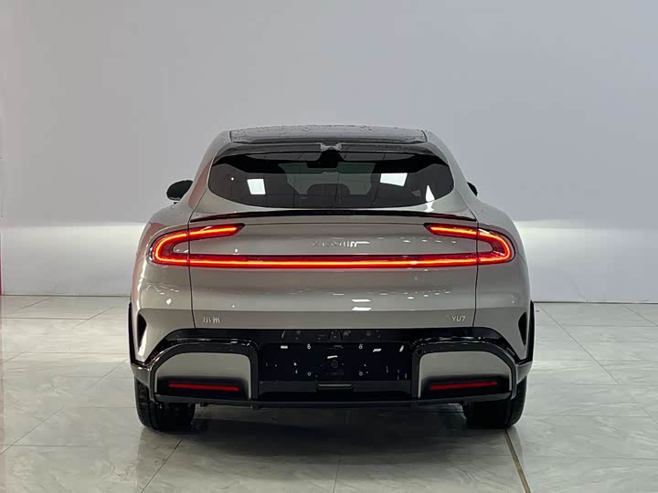 Фото 5 - Xiaomi YU7