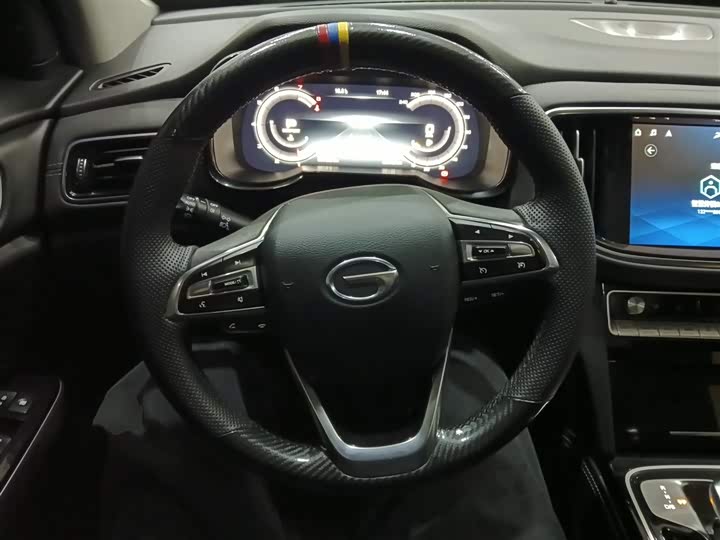 Фото 11 - GAC Trumpchi GS8