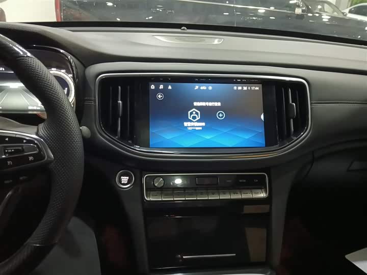 Фото 13 - GAC Trumpchi GS8