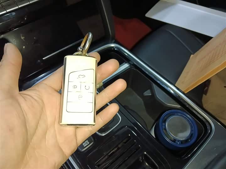 Фото 9 - GAC Trumpchi GS8