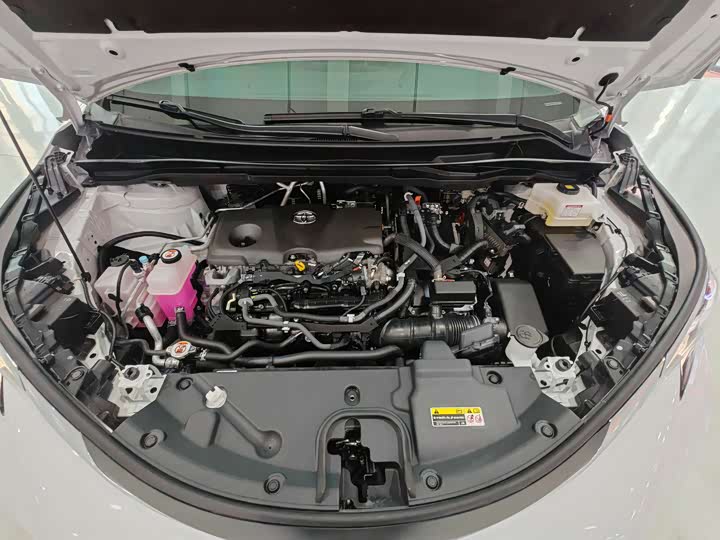 Фото 18 - Toyota Granvia