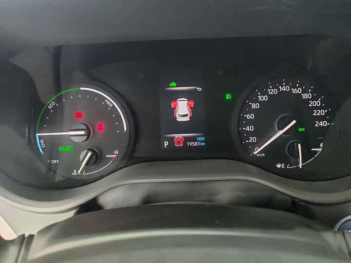 Фото 8 - Toyota Granvia