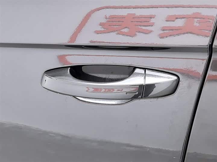 Фото 18 - Volkswagen Tayron