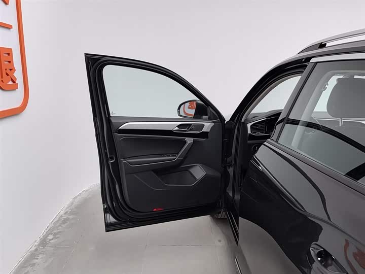 Фото 8 - Volkswagen Tayron