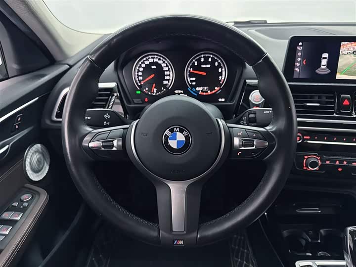 Фото 12 - BMW 1 Series