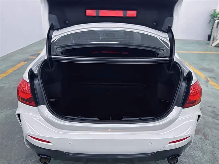 Фото 17 - BMW 1 Series