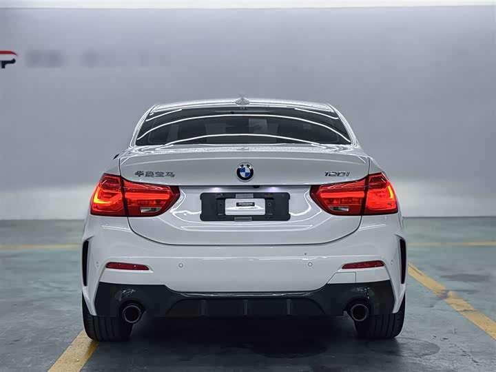 Фото 9 - BMW 1 Series