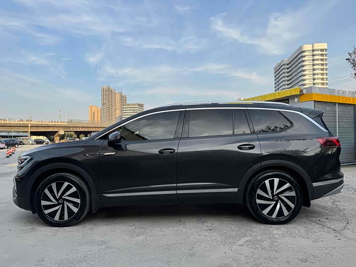 Фото 3 - Volkswagen Talagon