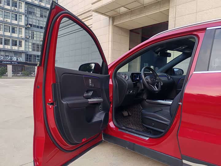 Фото 20 - Mercedes-Benz GLA-Class