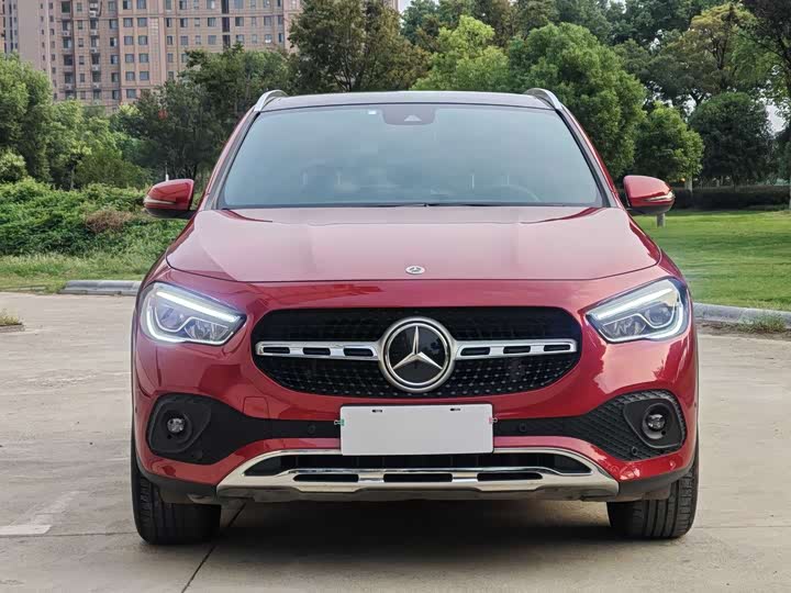 Фото 3 - Mercedes-Benz GLA-Class
