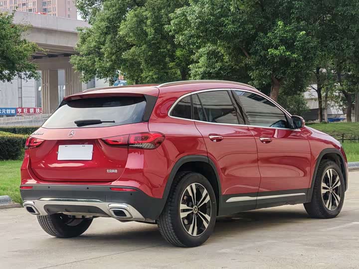 Фото 7 - Mercedes-Benz GLA-Class