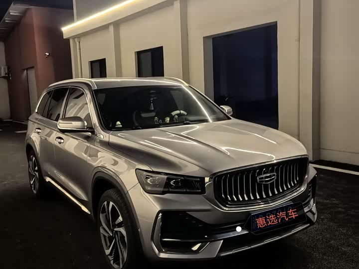 Фото 2 - Geely Monjaro