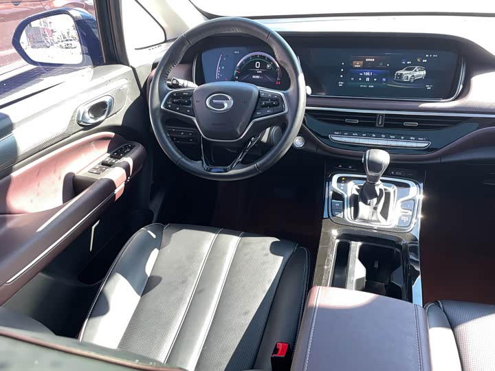 Фото 15 - GAC Trumpchi M6