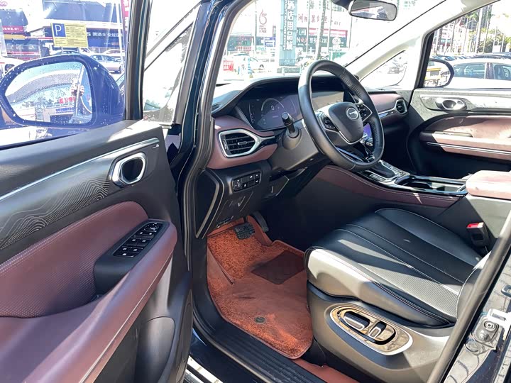 Фото 22 - GAC Trumpchi M6