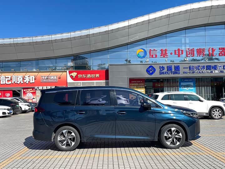 Фото 6 - GAC Trumpchi M6