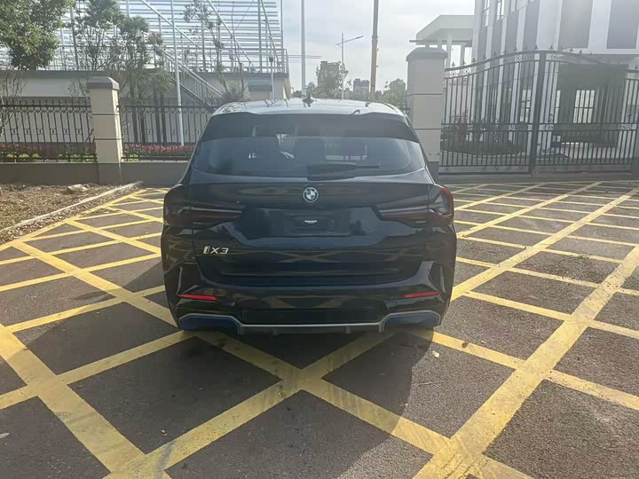 Фото 5 - BMW iX3