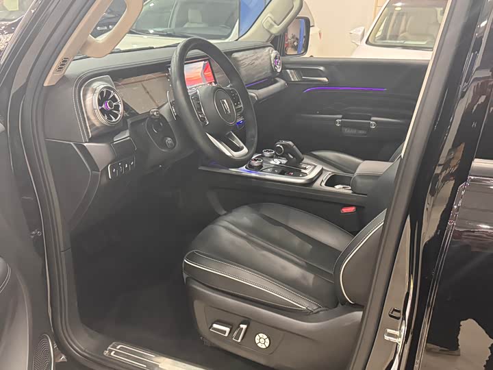 Фото 4 - Tank 300