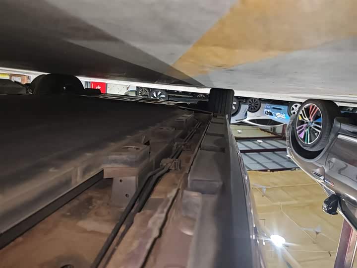 Фото 22 - BYD Dolphin