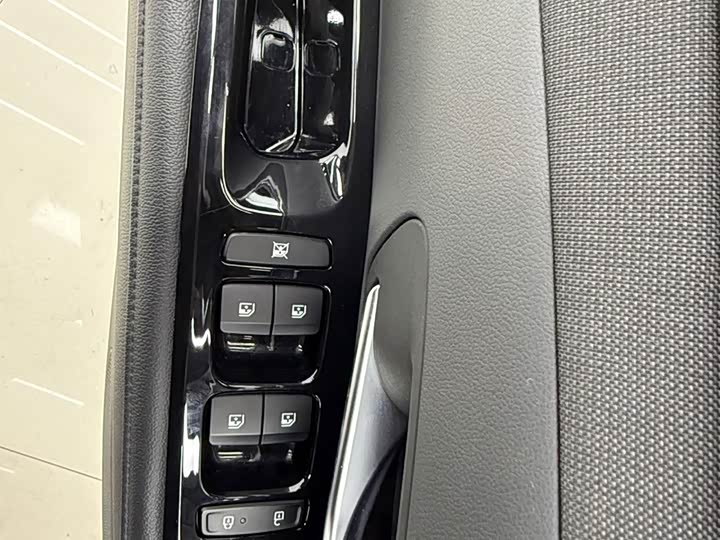 Фото 11 - Hyundai Tucson L