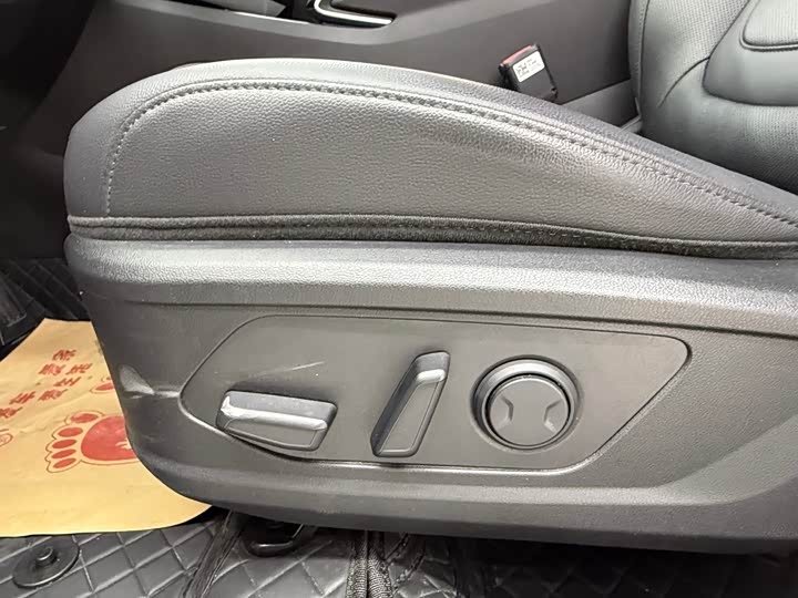 Фото 13 - Hyundai Tucson L