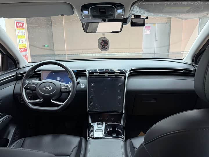 Фото 16 - Hyundai Tucson L