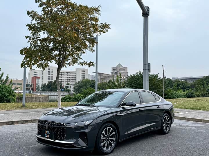 Фото 1 - Lincoln Z (Zephyr)