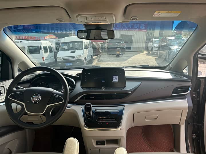 Фото 10 - Buick GL8 ES