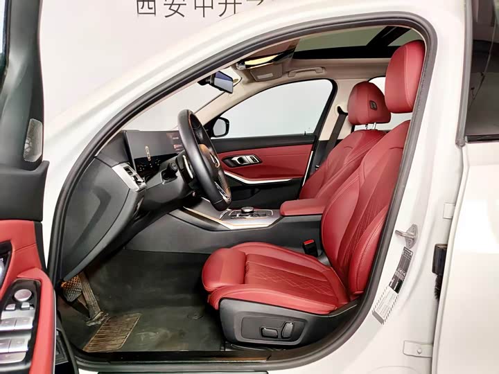 BMW 3 Series 2025 2025款 330Li M运动曜夜套装
