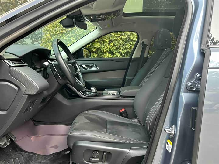 Фото 7 - Land Rover Range Rover Velar