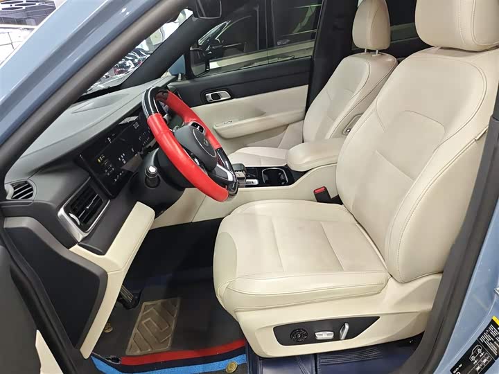 Фото 15 - LiXiang One