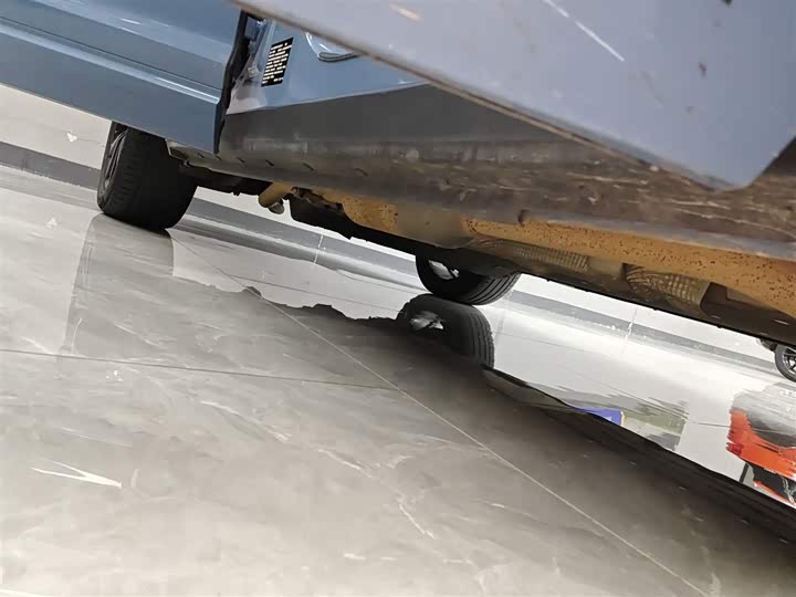 Фото 21 - LiXiang One