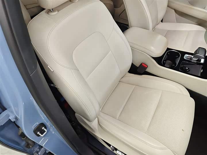 Фото 25 - LiXiang One