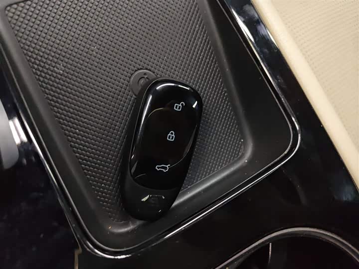 Фото 9 - LiXiang One