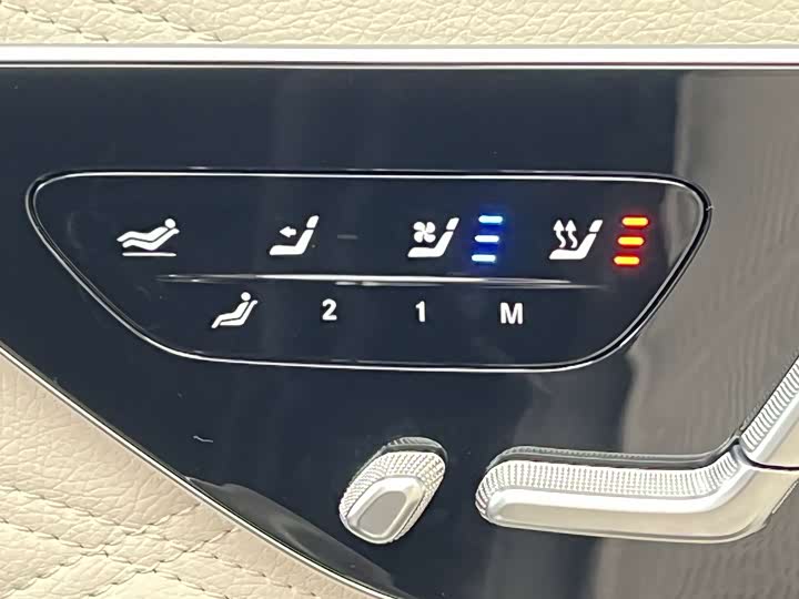 Фото 19 - Mercedes-Benz Maybach S-Class