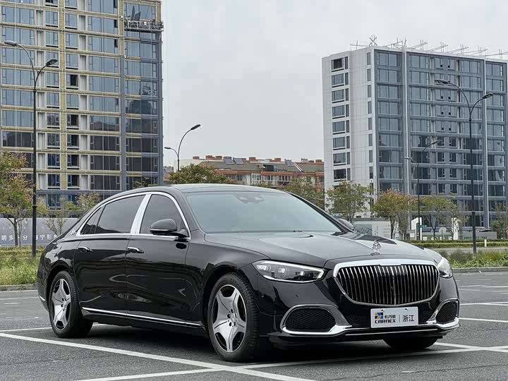 Фото 3 - Mercedes-Benz Maybach S-Class