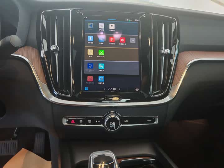 Фото 15 - Volvo S60