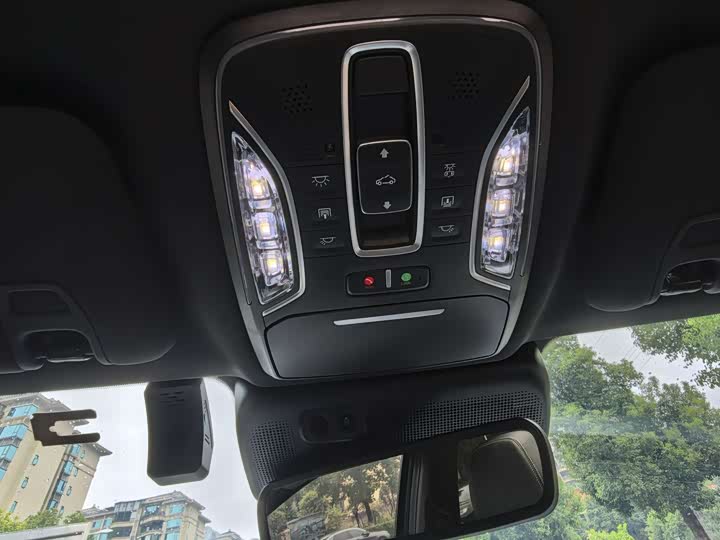 Фото 23 - GAC Trumpchi GS8