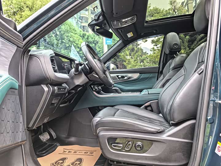 Фото 8 - GAC Trumpchi GS8